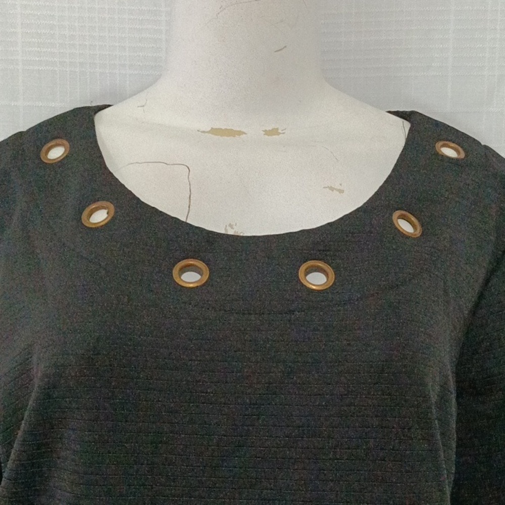 WOMENS DRESS - Picture 2 of 6